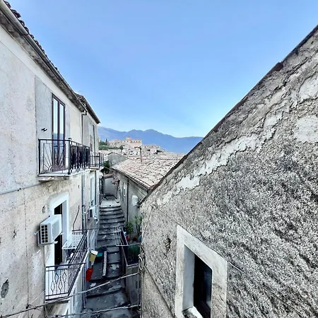 게스트하우스 Palazzo Giallo, Nel Centro Storico Nel Cuore Del Pollino 모라노 칼라브로